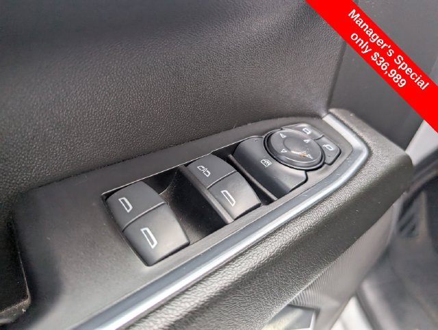 Used 2025 Chevrolet Silverado 1500 LT AWD/4WD image 16