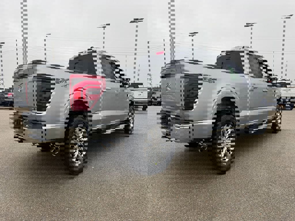 New 2025 Ford F150 Lariat w/ Equipment Group 502A High image 13