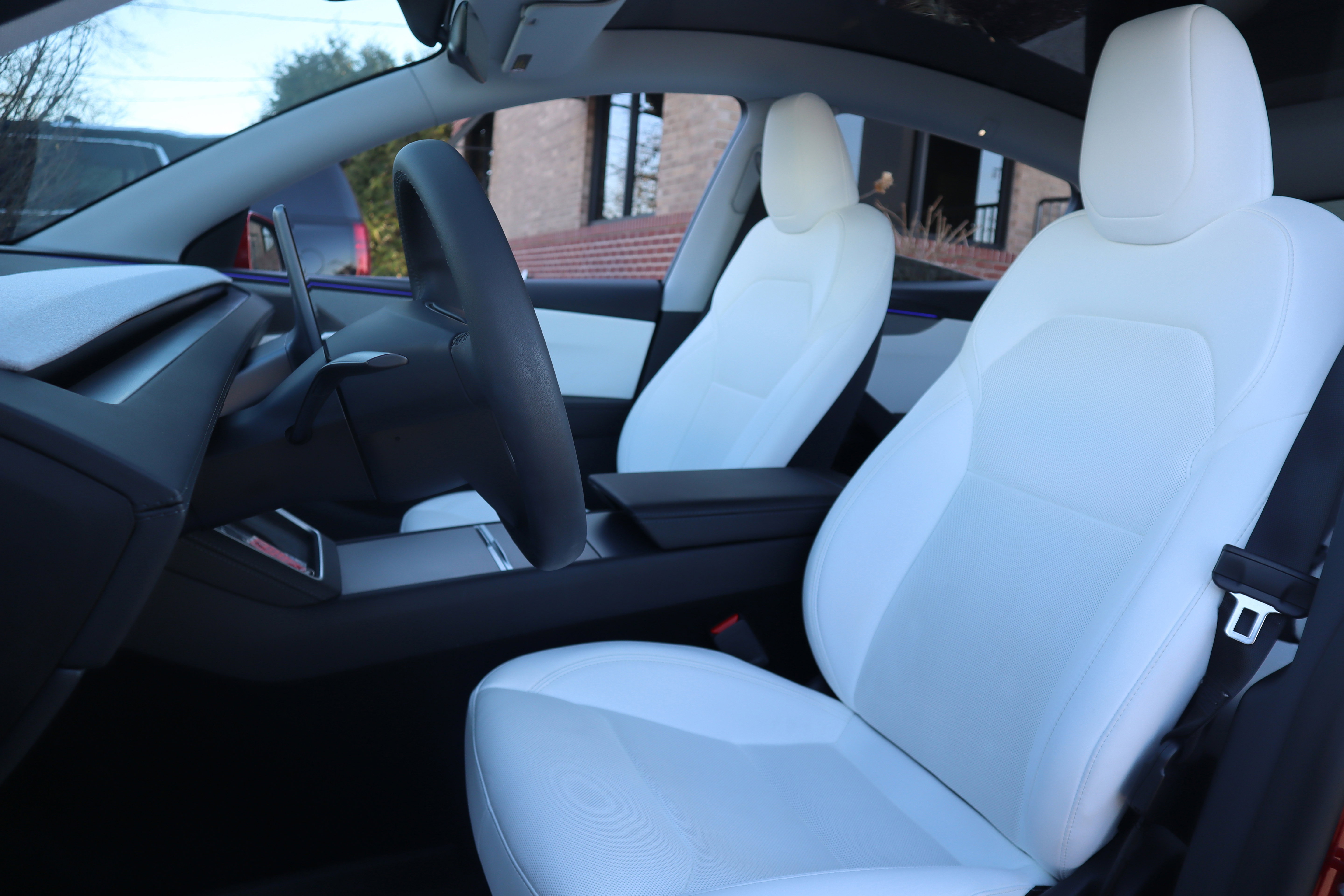 Used 2026 Tesla Model Y Long Range image 23