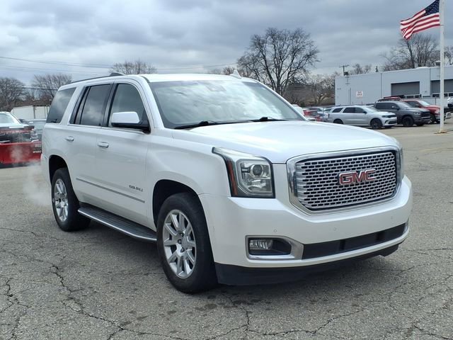 Used 2016 GMC Yukon Denali w/ Open Road Package image 3