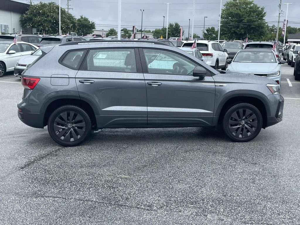 Certified 2023 Volkswagen Taos S FWD image 8