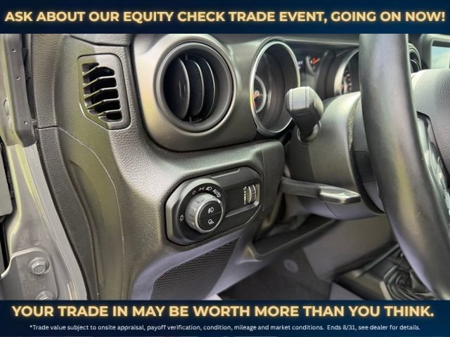 Used 2023 Jeep Gladiator Sport AWD/4WD image 16