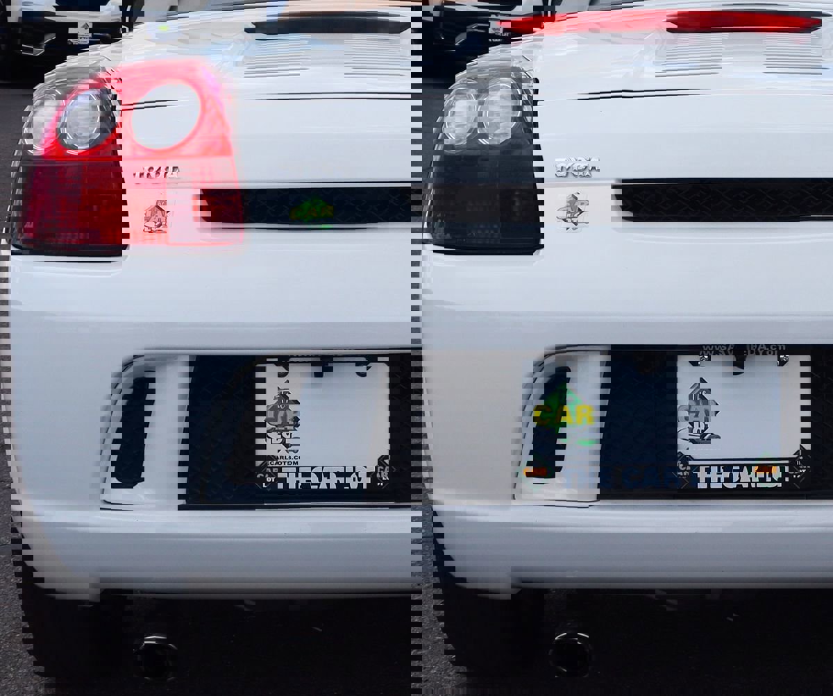 Used 2004 Toyota MR2 image 19