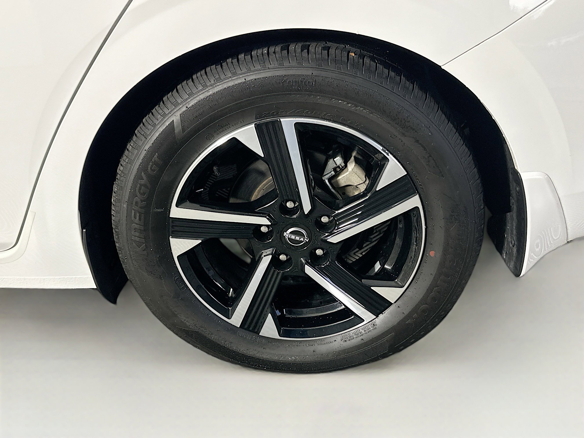 Used 2024 Nissan Sentra SV image 11