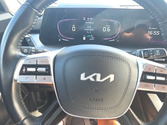 Used 2024 Kia Telluride LX FWD image 12