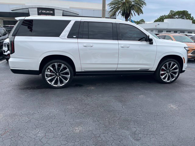 Used 2025 Cadillac Escalade ESV Premium Luxury Platinum w/ LPO, Floor Liner Package AWD/4WD image 3