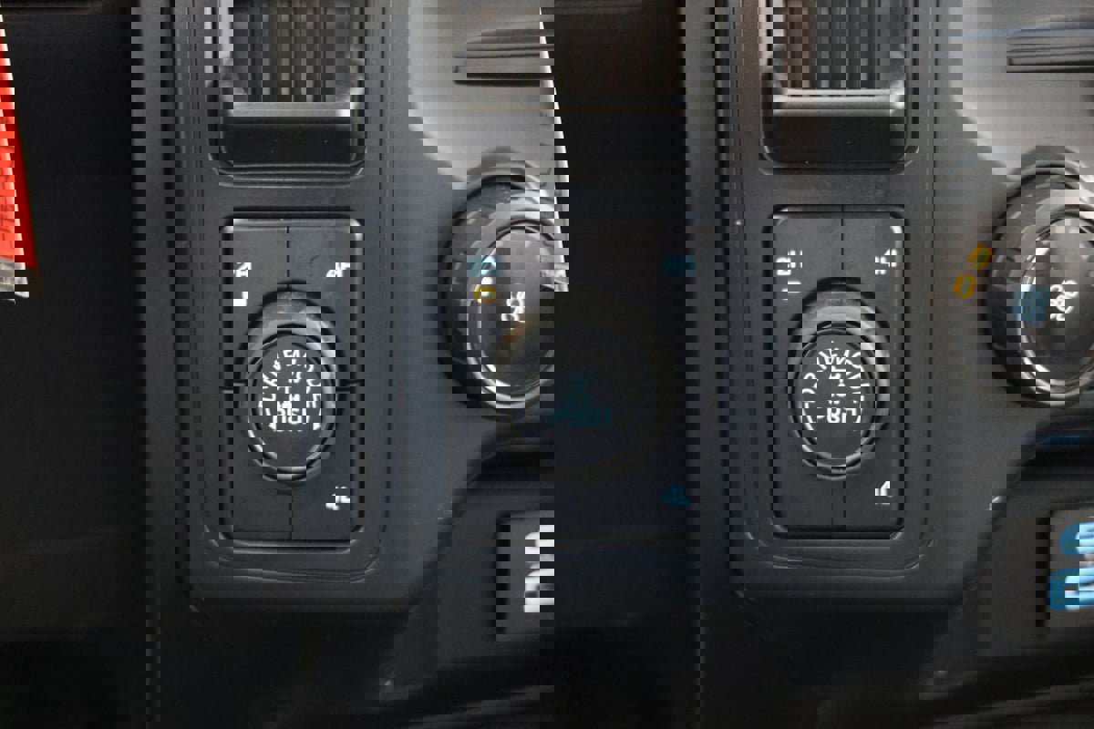 Used 2024 Ford F150 XL w/ Equipment Group 103A High AWD/4WD image 16