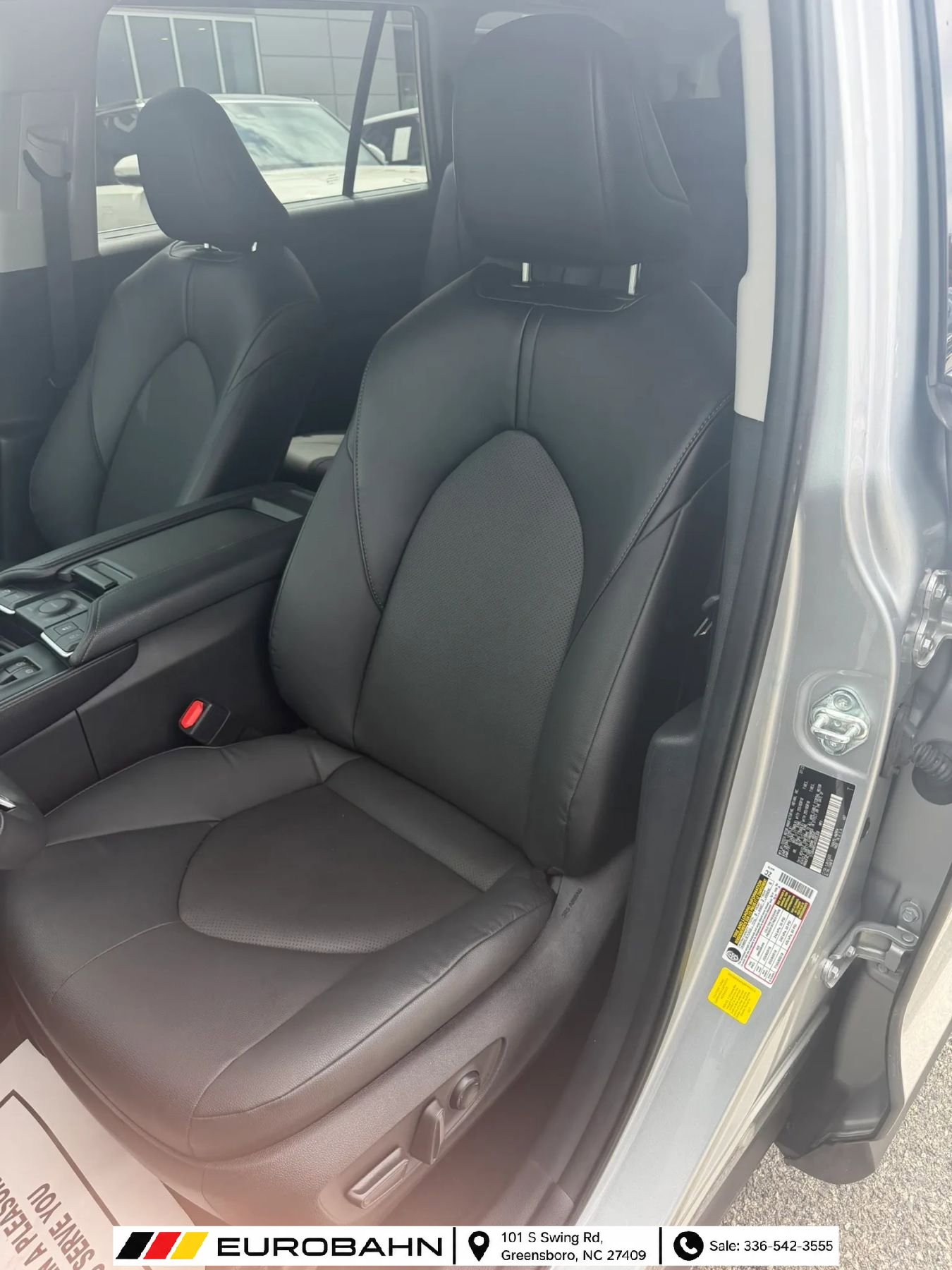 Used 2024 Toyota Grand Highlander AWD image 6