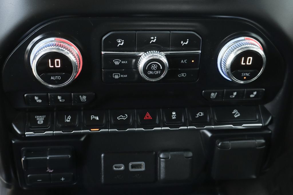 Used 2021 GMC Sierra 2500 Denali w/ Denali Ultimate Package AWD/4WD image 44