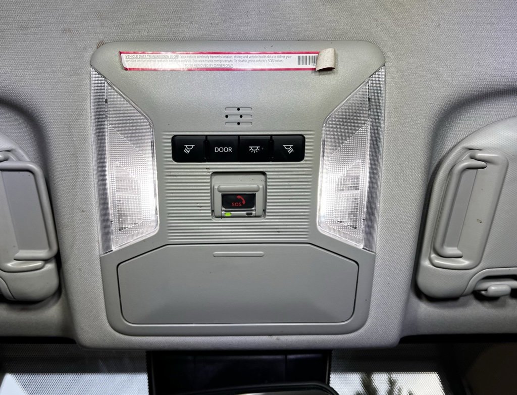 Used 2023 Toyota RAV4 Adventure image 36