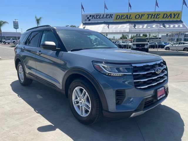 New 2026 Ford Explorer Active RWD image 7