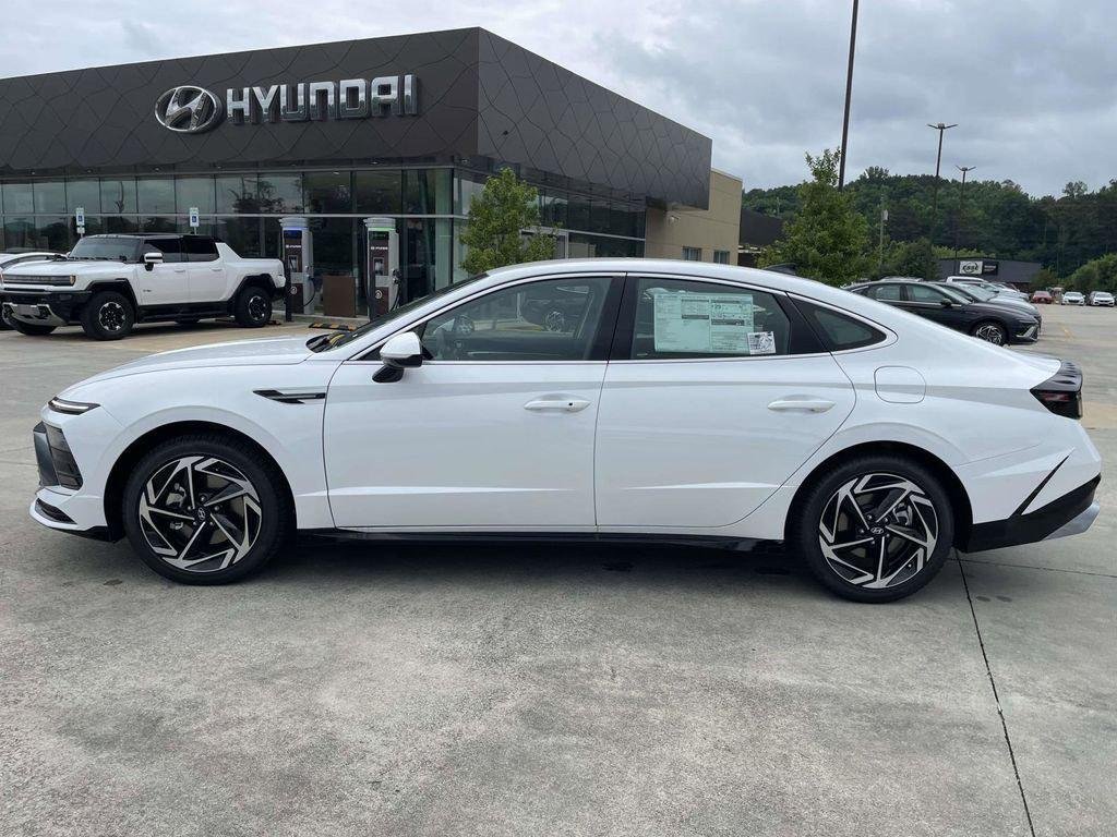 New 2026 Hyundai Sonata SEL FWD image 33