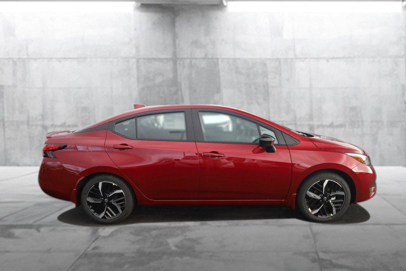 New 2025 Nissan Versa SR w/ Trunk Package image 5
