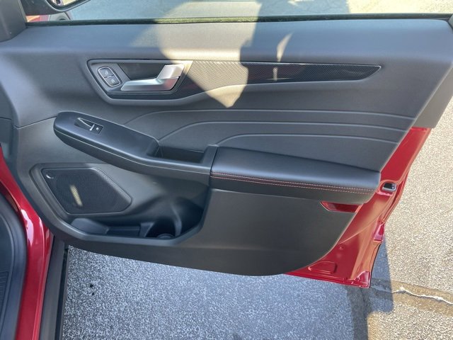 New 2025 Ford Escape ST-Line w/ Tech Pack #1 image 19