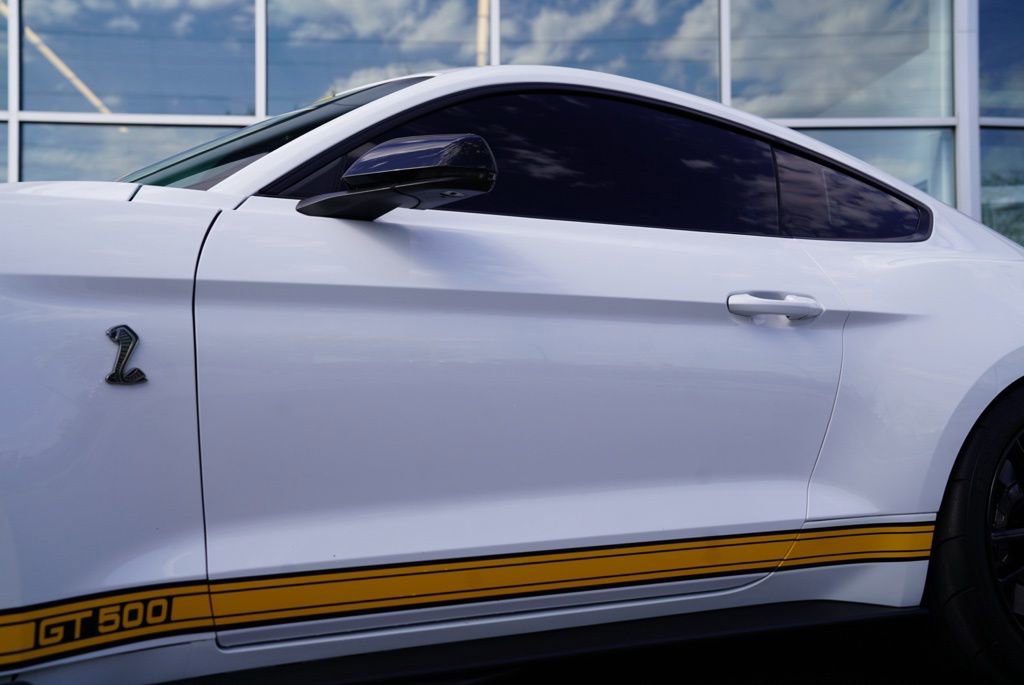 Used 2022 Ford Mustang Shelby GT500 w/ Technology Package RWD image 13