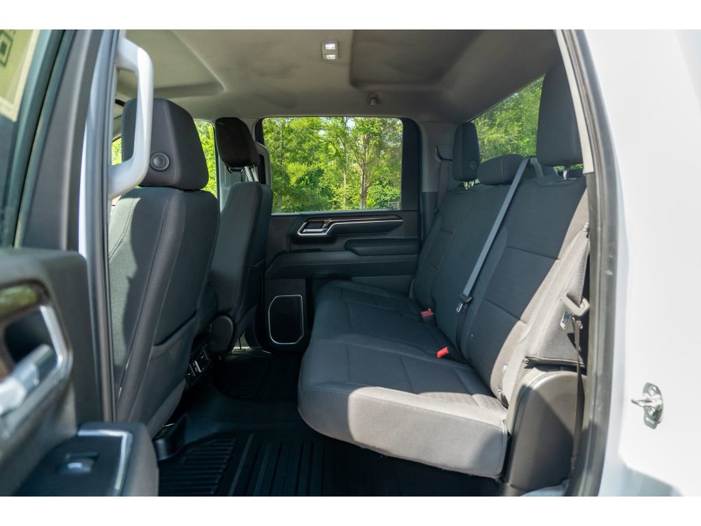 Used 2025 Chevrolet Silverado 2500 LT w/ Convenience Package AWD/4WD image 13