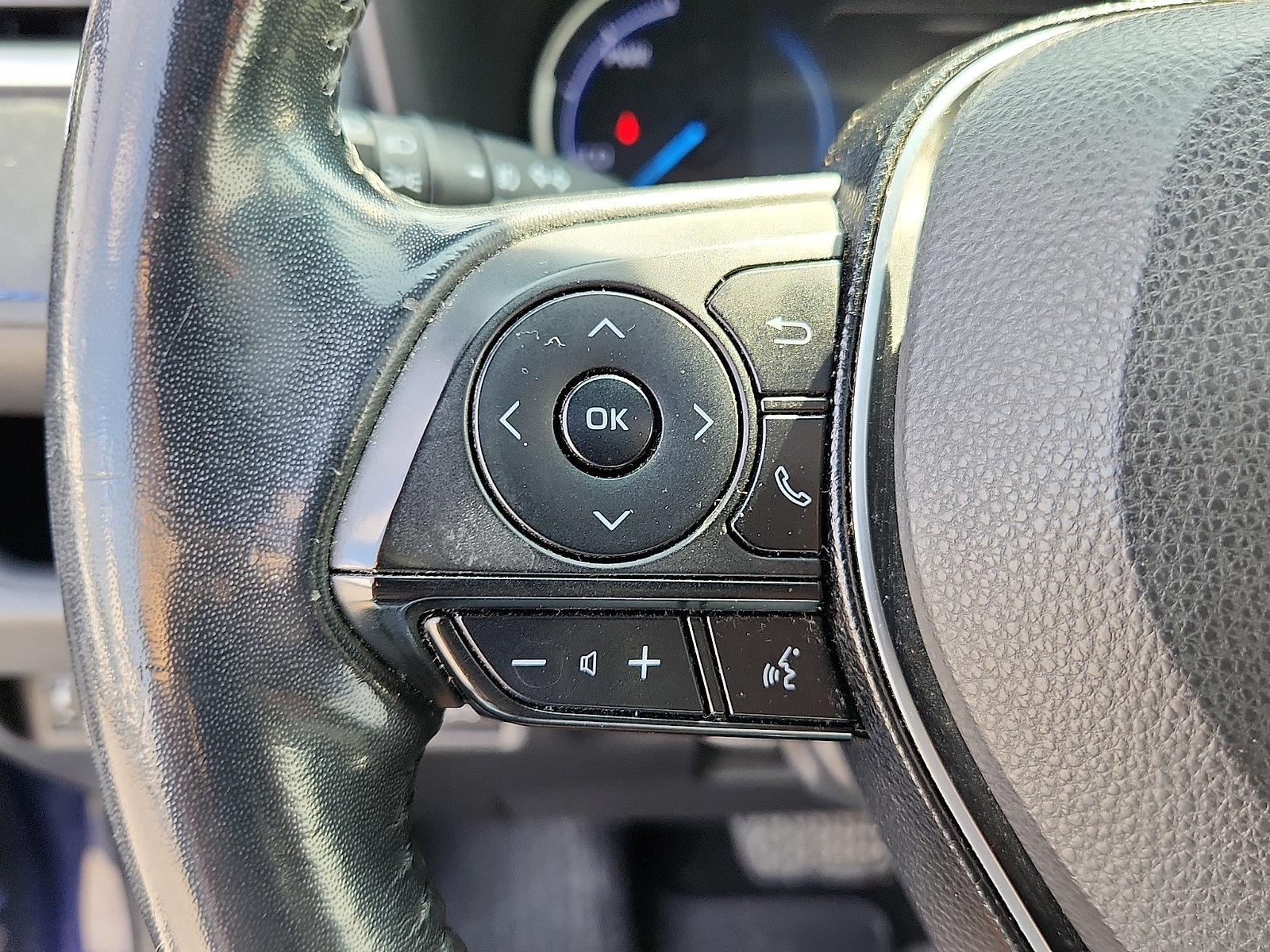 Used 2019 Toyota RAV4 XSE w/ All Weather Liner Package AWD/4WD image 22