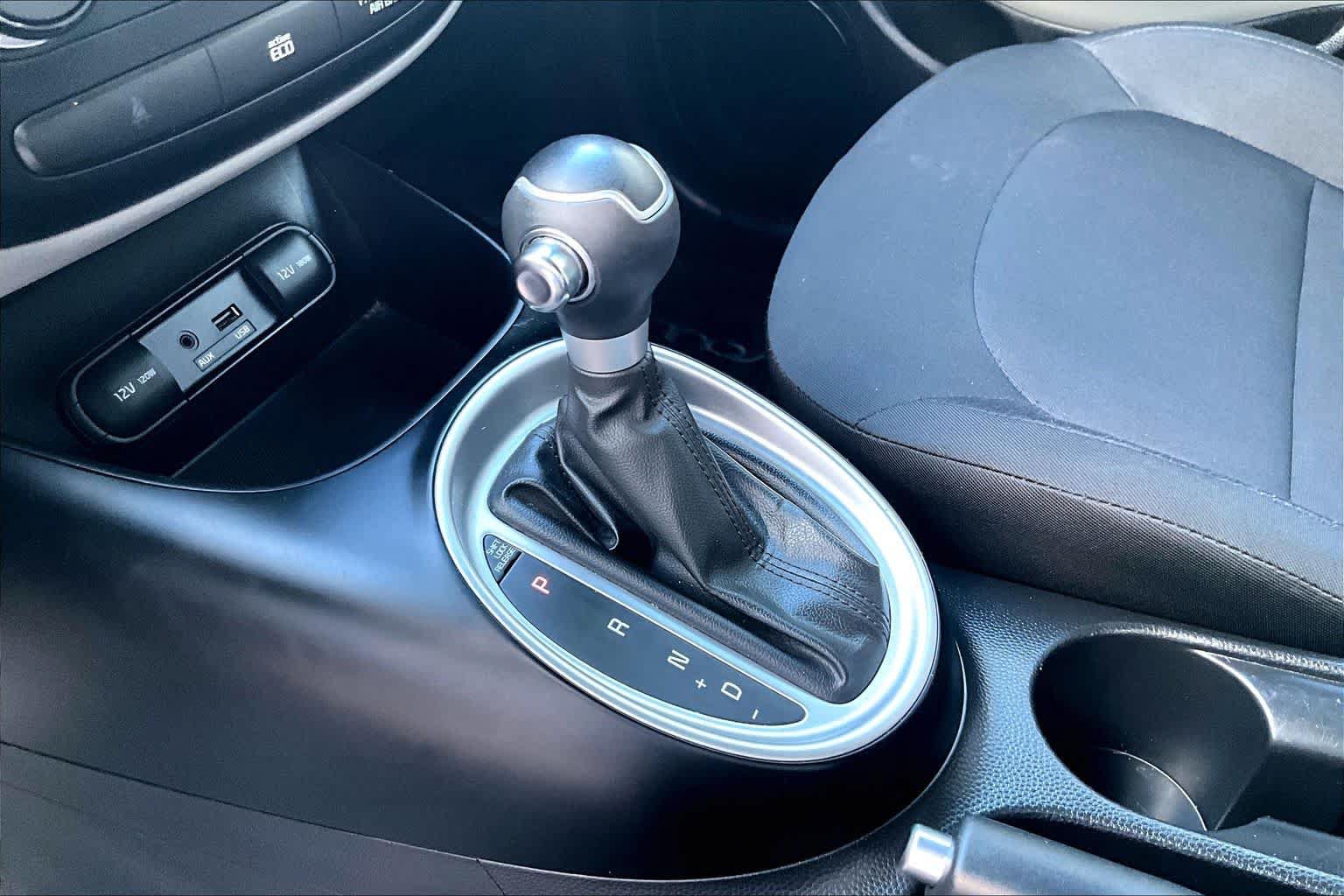 Used 2014 Kia Soul FWD image 16
