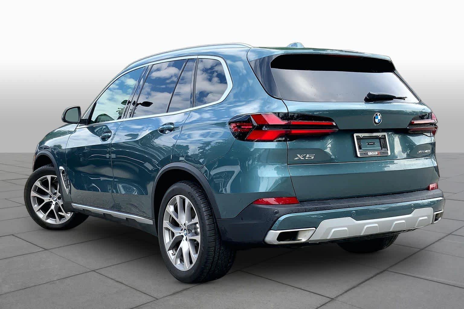 Used 2025 BMW X5 xDrive40i w/ Climate Comfort Package AWD/4WD image 12