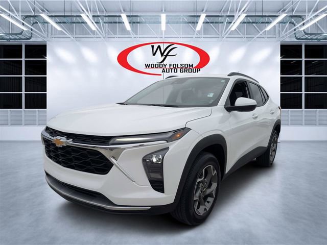 Used 2025 Chevrolet Trax LT w/ LT Convenience Package FWD image 7
