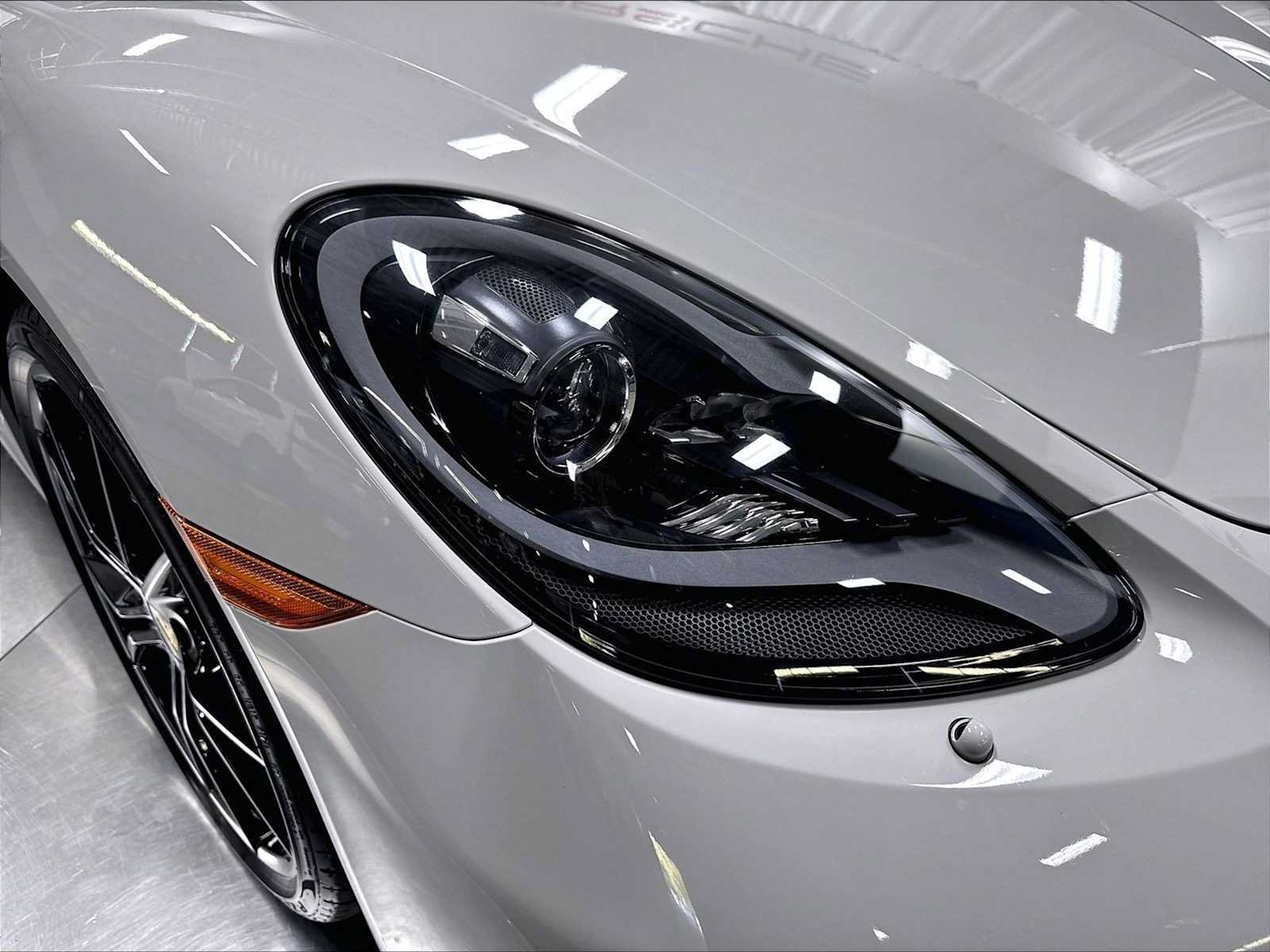 Used 2025 Porsche 718 Boxster S RWD image 15