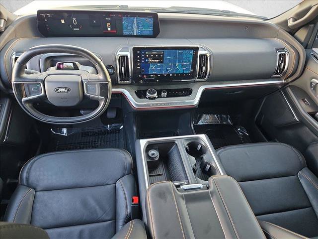 Used 2025 Ford Expedition Tremor AWD/4WD image 18