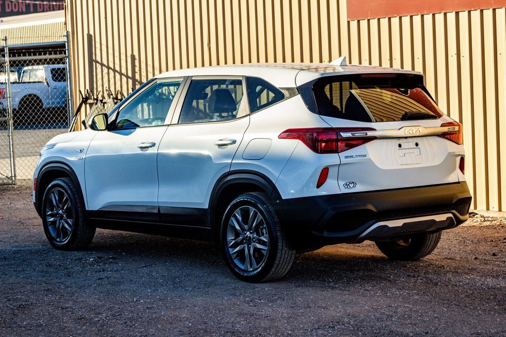Used 2023 Kia Seltos LX image 6