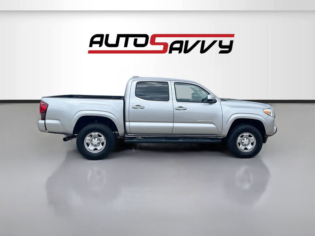 Used 2022 Toyota Tacoma SR AWD/4WD image 8