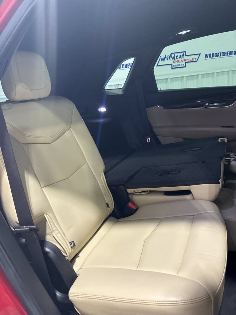 Used 2019 Cadillac XT5 FWD image 35