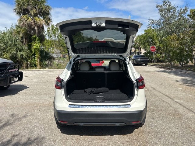 Used 2022 Nissan Rogue Sport SL image 9