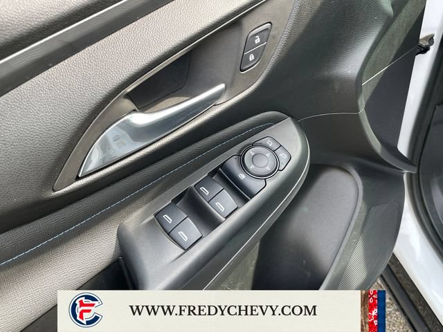Used 2024 Buick Envista Sport Touring w/ Convenience I Package FWD image 13