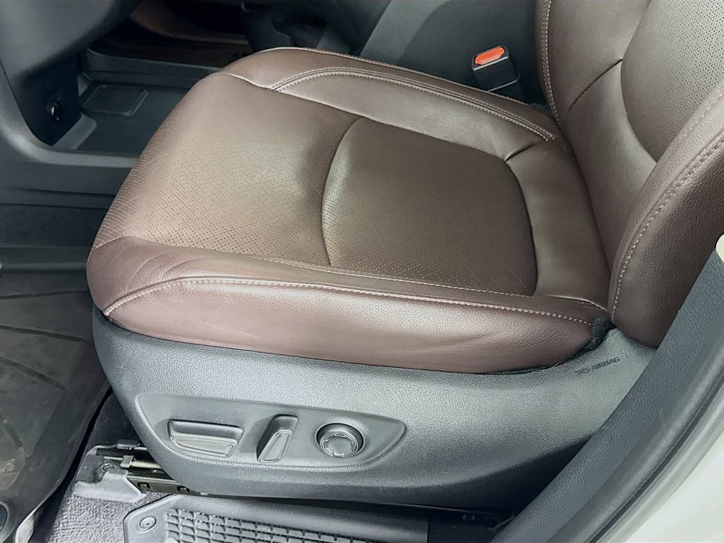 Used 2023 Toyota Sienna Platinum image 26