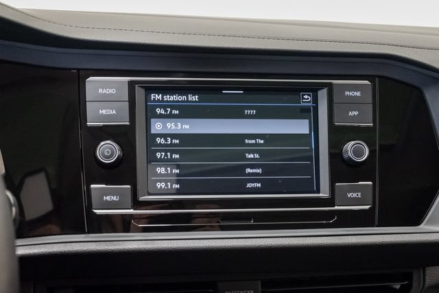 Used 2024 Volkswagen Jetta SE w/ Panoramic Sunroof Package FWD image 14