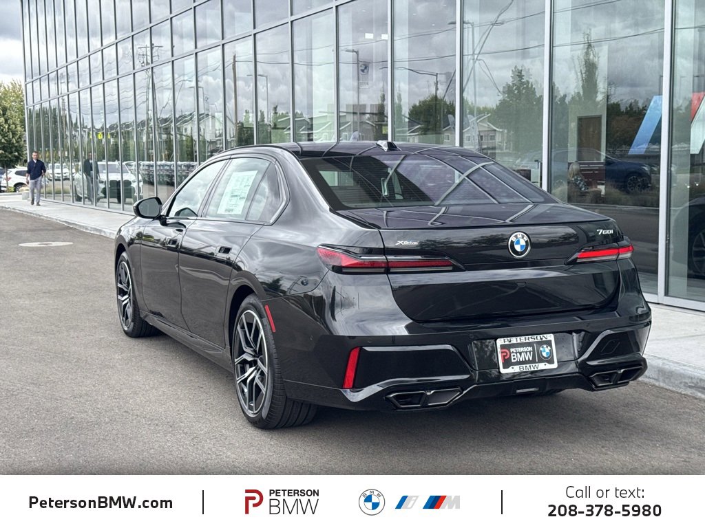 New 2026 BMW 760i xDrive w/ Executive Package image 3