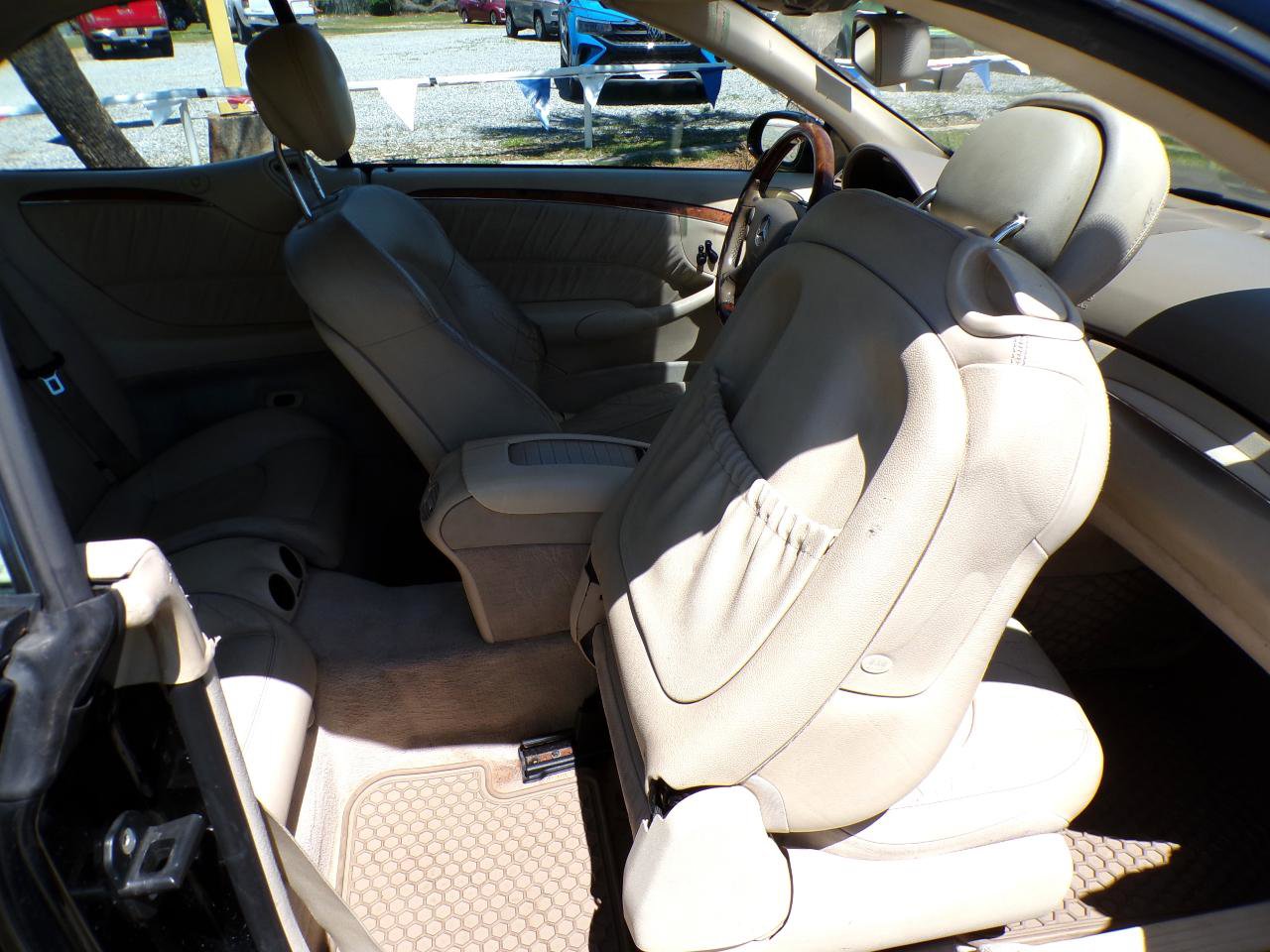 Used 2009 Mercedes-Benz CLK 350 Cabriolet image 20