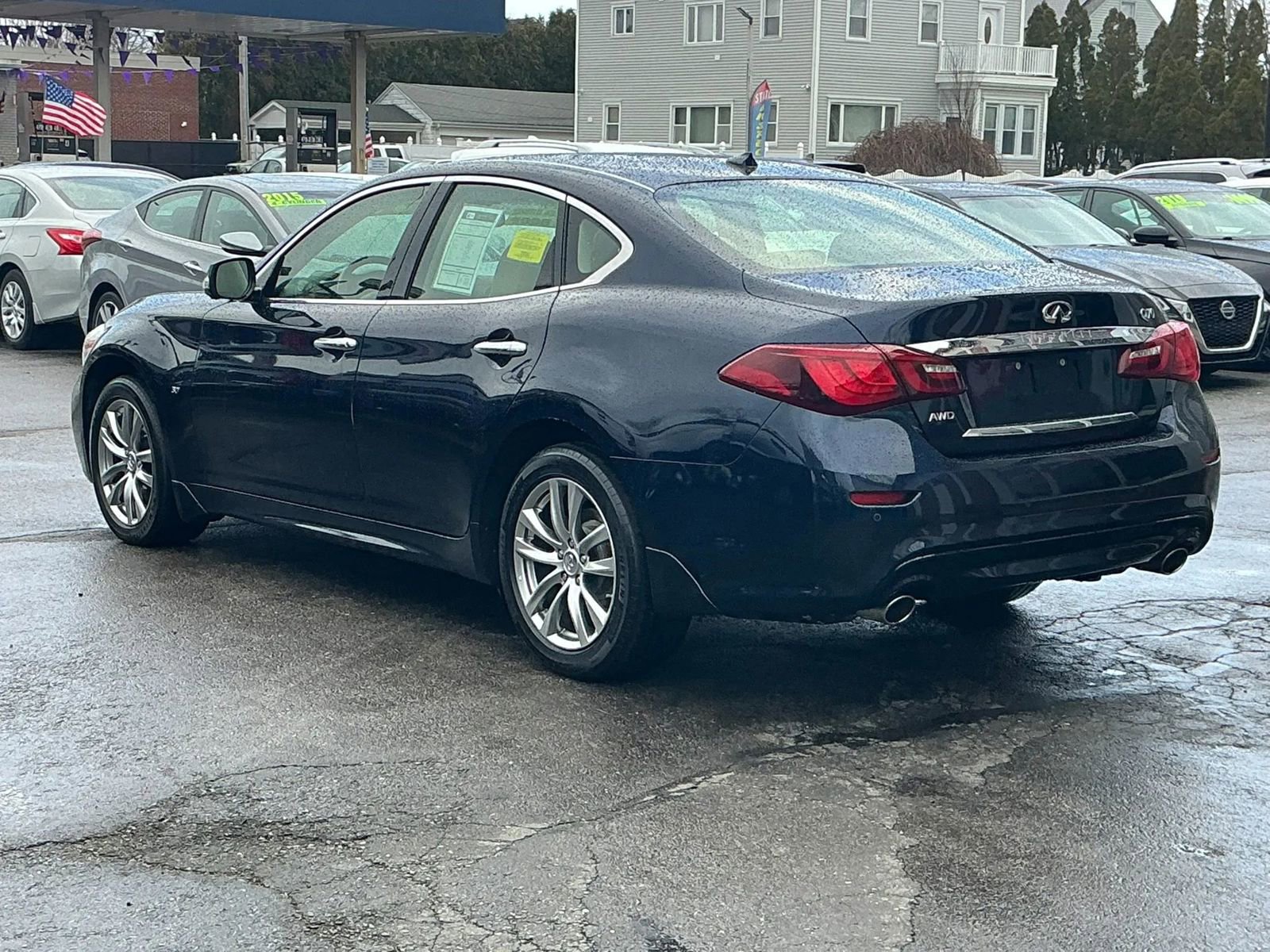 Used 2016 INFINITI Q70 3.7 w/ Technology Package AWD/4WD image 6