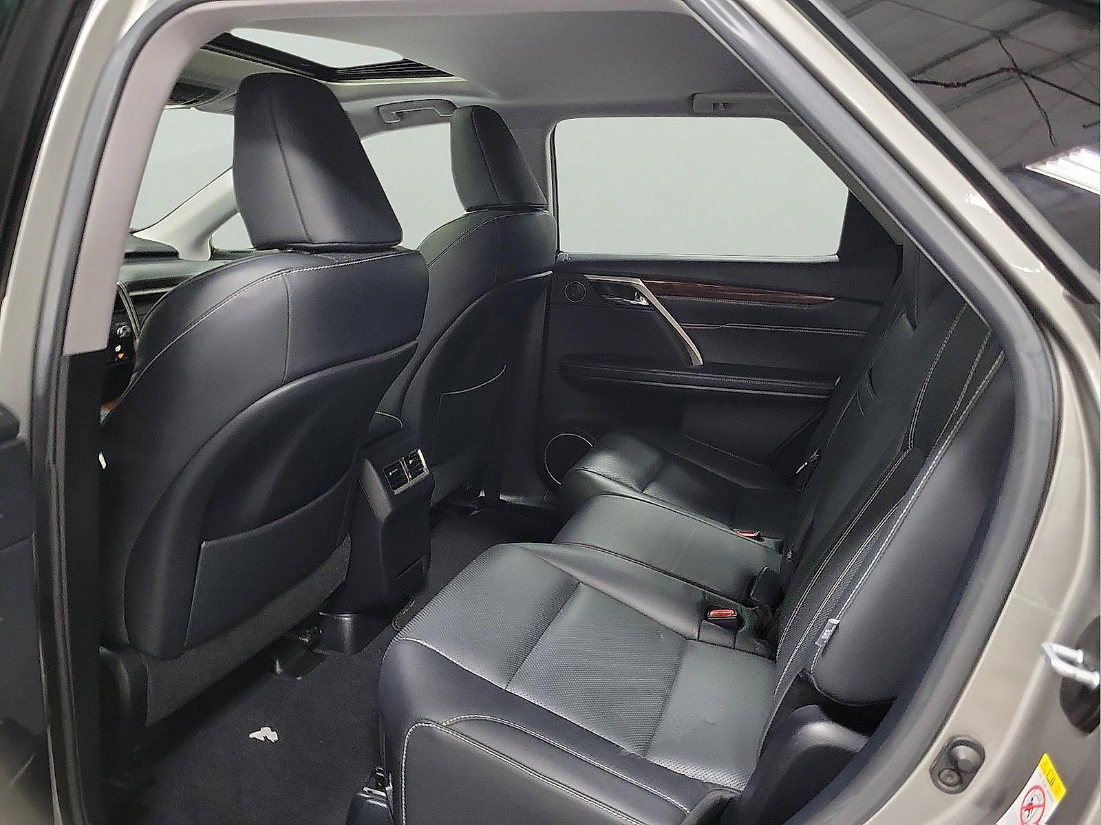 Used 2019 Lexus RX 350L AWD image 8