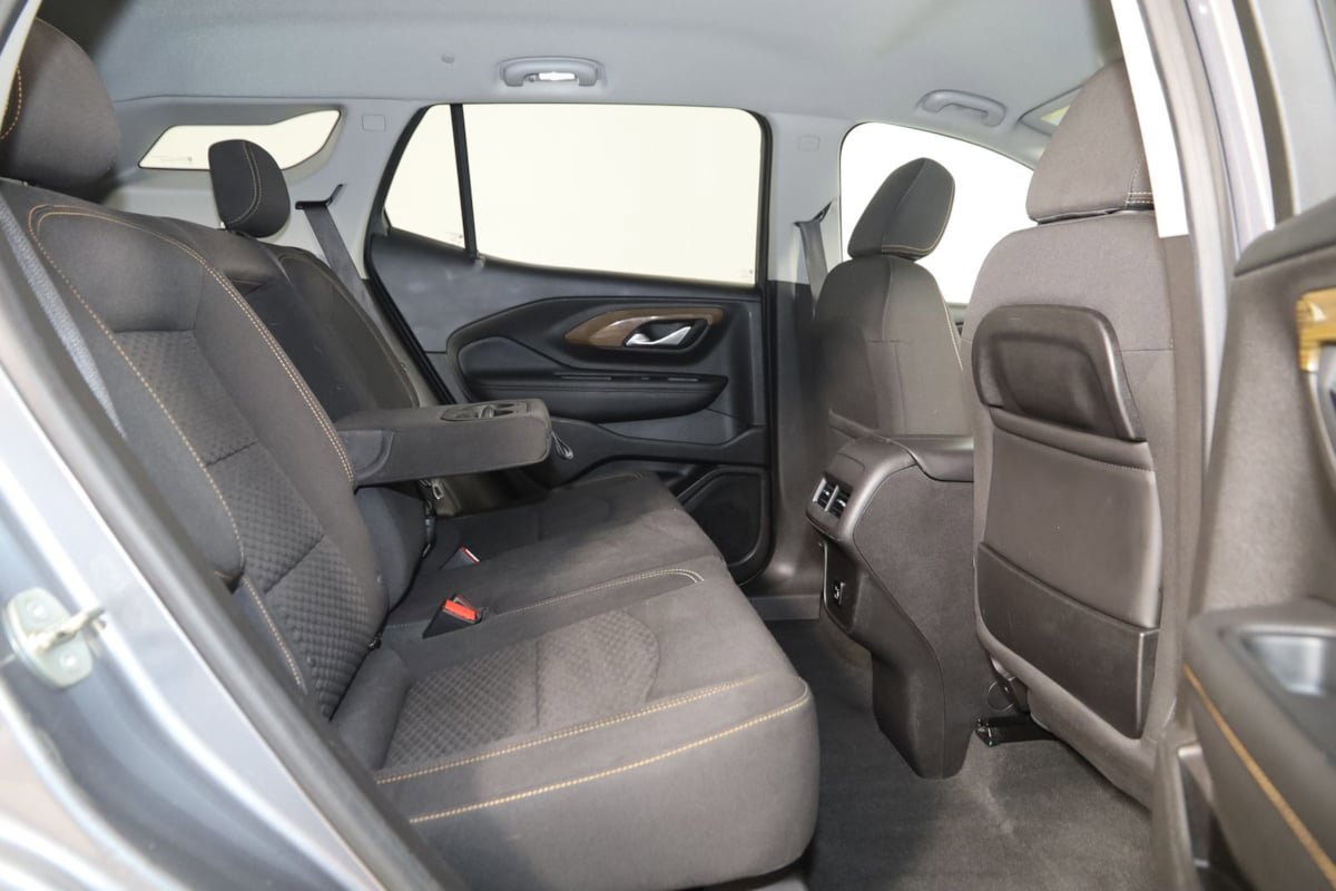 Used 2018 GMC Terrain SLE w/ Driver Convenience Package FWD image 13