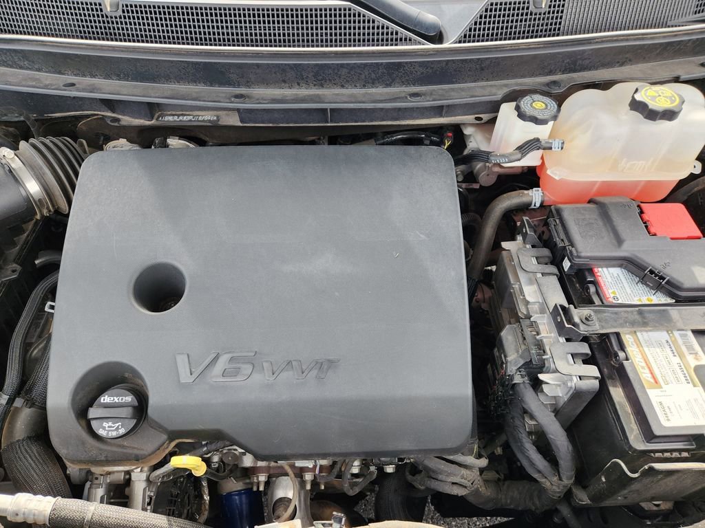 Used 2023 Chevrolet Traverse RS w/ LPO, Floor Liner Package image 37