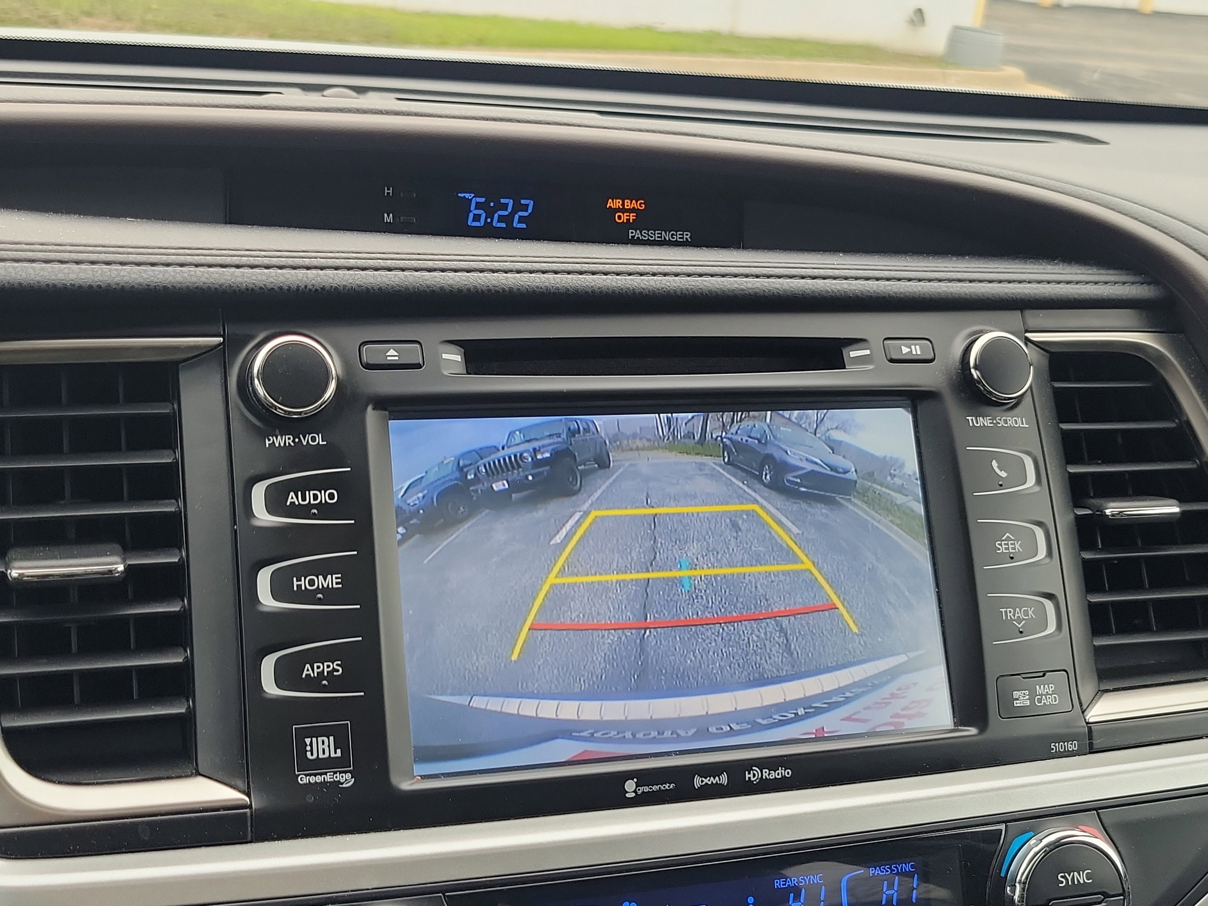 Used 2016 Toyota Highlander Limited image 29