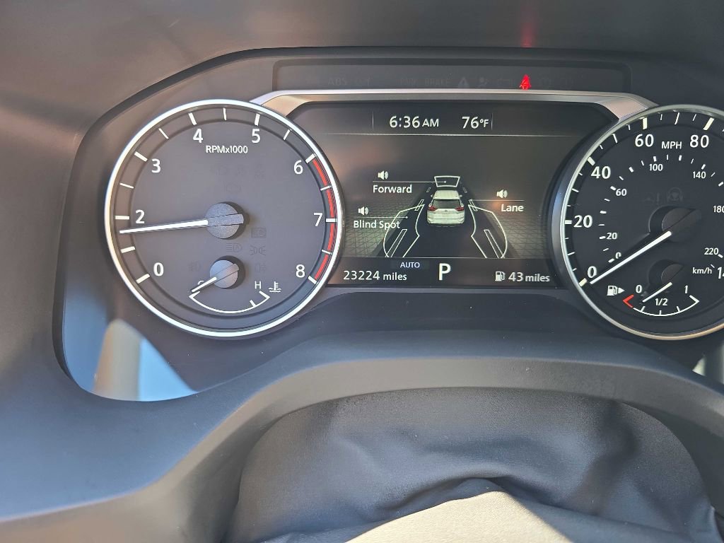 Used 2025 Nissan Rogue SV AWD/4WD image 19