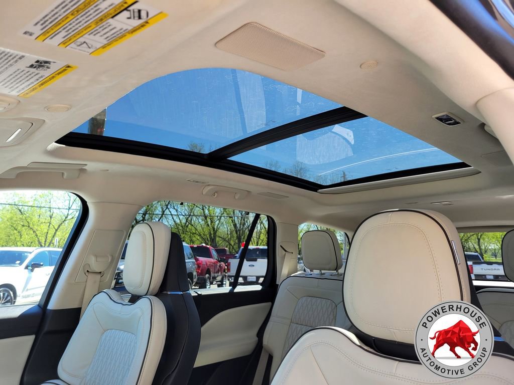 Used 2022 Lincoln Aviator Black Label w/ Dynamic Handling Package image 26