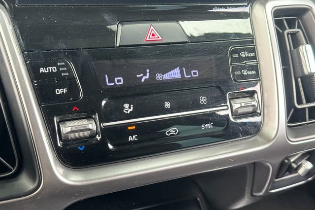 Used 2021 Kia Sorento S FWD image 28
