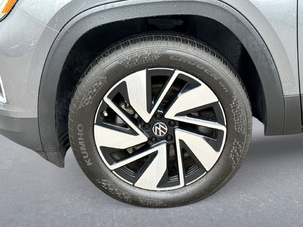 Used 2024 Volkswagen Atlas SE FWD image 18