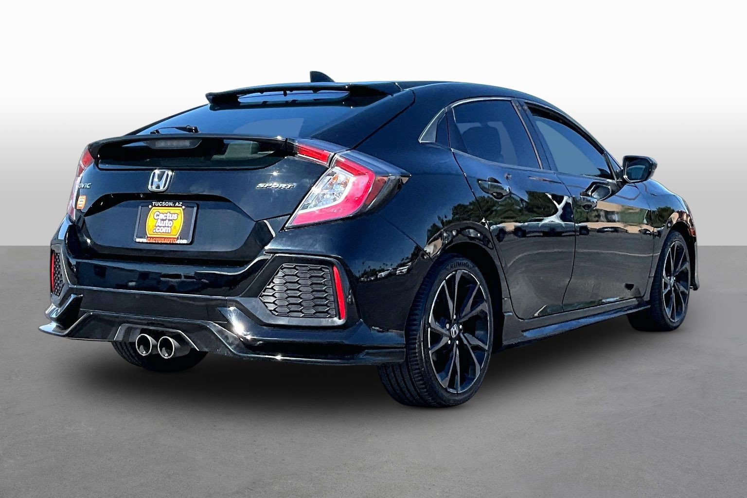Used 2017 Honda Civic Sport image 2