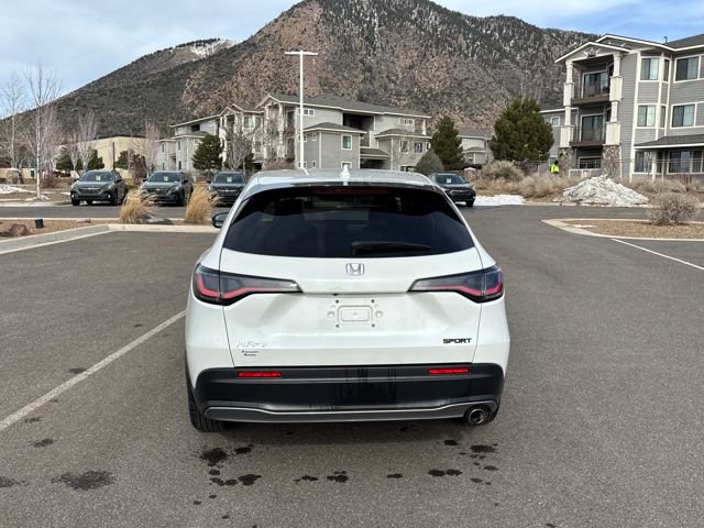 Used 2024 Honda HR-V Sport image 4