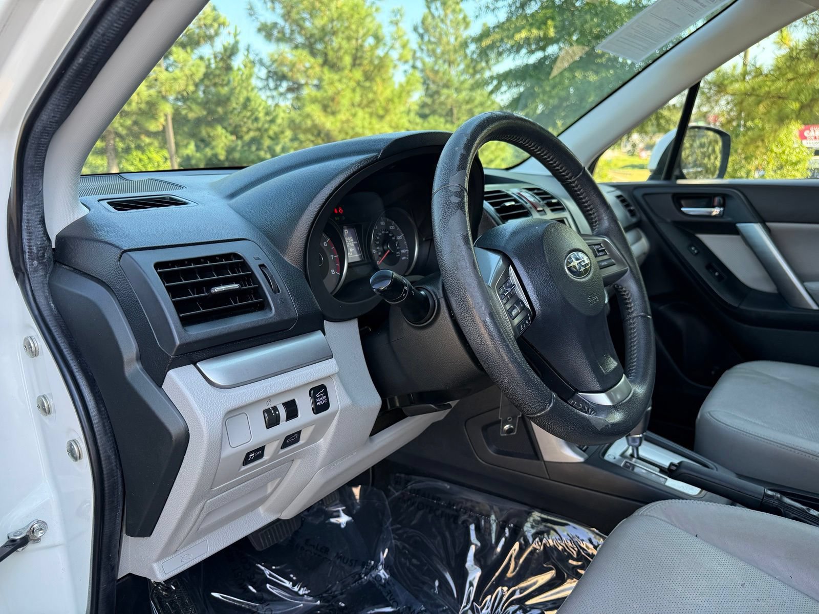 Used 2015 Subaru Forester 2.5i Limited AWD/4WD image 22