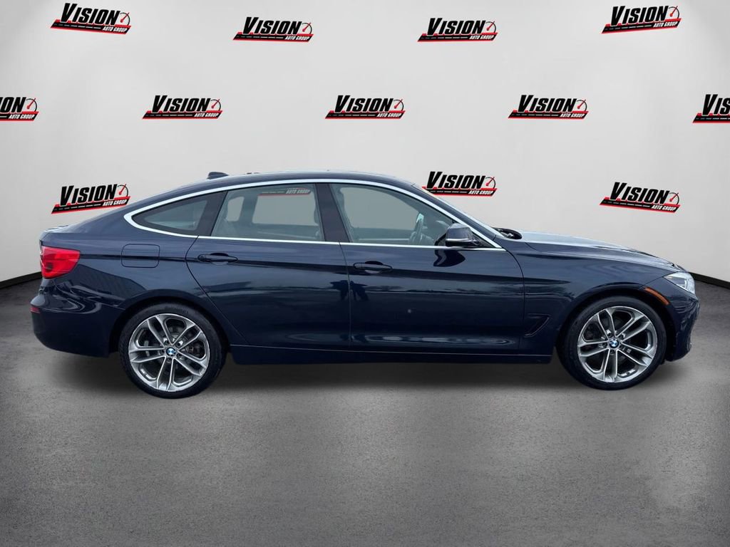 Used 2017 BMW 330i Gran Turismo xDrive image 4