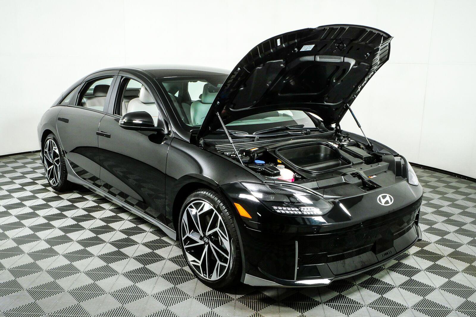 Used 2023 Hyundai Ioniq 6 SEL w/ Cargo Package RWD image 33