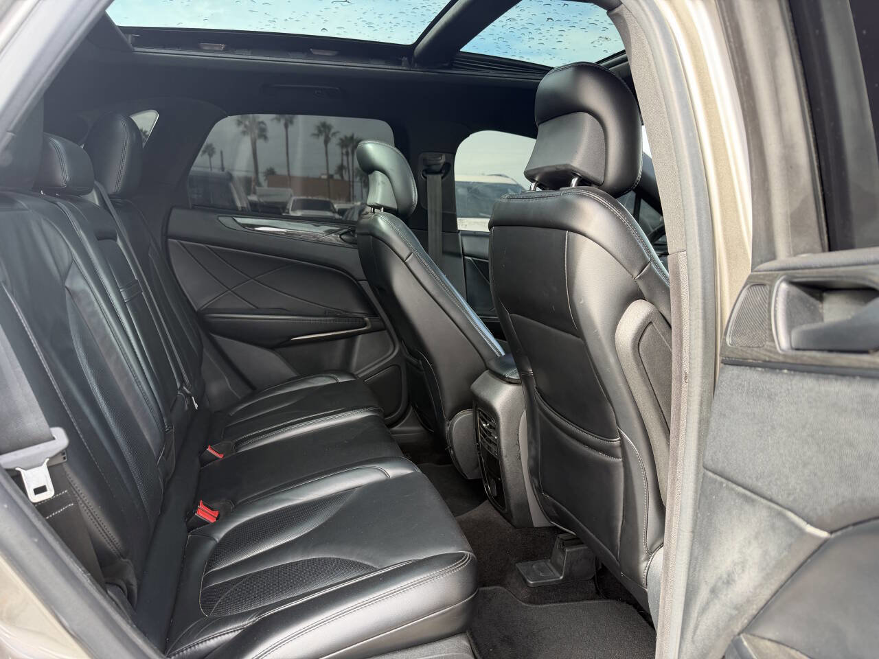 Used 2017 Lincoln MKC Select FWD image 34